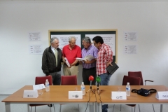 10_09_12_Rueda_de_prensa_concentracion_sector_lacteo