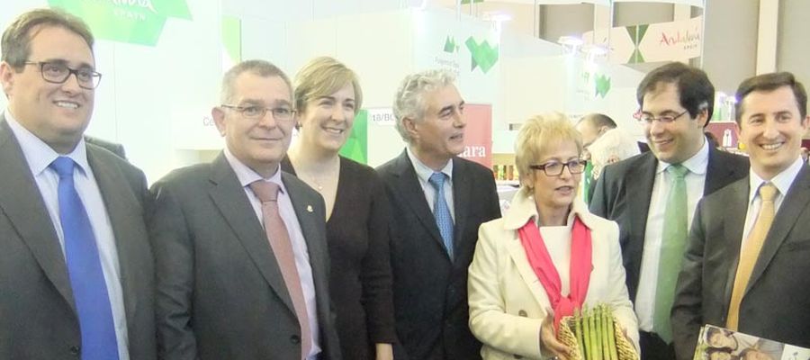 Fruit Logistica arranca con buen ambiente de negocios en los stands de las cooperativas granadinas