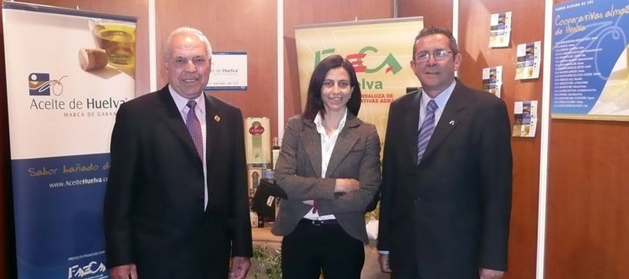 FAECA-Huelva promociona los productos cooperativos de la provincia en la XI Feria de Aceite de Oliva Virgen Extra de Beas