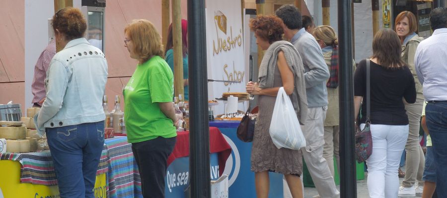 Cooperativas Agro-alimentarias de Huelva participa en la III Muestra de Productos Gastronómicos y Aceite de la provincia