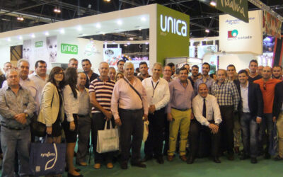 Buen ambiente de negocios en los stands de Cooperativas Agro-alimentarias de Granada, durante Fruit Attration