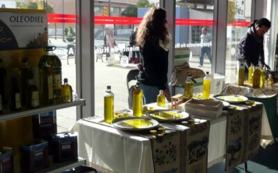 Las cooperativas oleícolas de Huelva celebran el  V aniversario del Mercado del Carmen