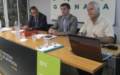 Cooperativas Agro-alimentarias de Granada recibe a sus socios para asesorarlos en cuestiones relacionadas con el suministro de carburantes