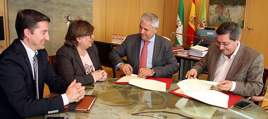 Cooperativas de Granada firma un convenio con la Diputación