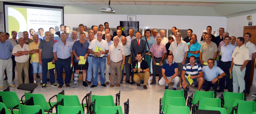 Cooperativas Agro-alimentarias de Granada y 9 cooperativas líderes en el sector oleícola impulsan un nuevo proyecto integrador para abordar nuevos mercados