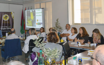 Taller conjunto sobre el AOVE de Cooperativas de Granada, la D.O. Montes de Granada y la Unidad de Gestión Clínica