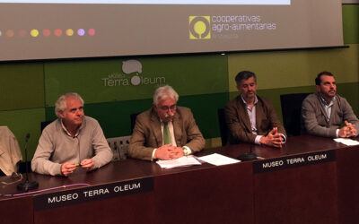 Más de medio centenar de cooperativas participan en la jornada sobre carburantes organizada por Cooperativas Agro-alimentarias de Jaén