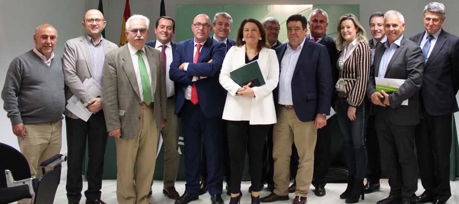 Cooperativas Agro-alimentarias traslada a la Consejería de Agricultura sus propuestas para la mejora de la competitividad agraria y agroindustrial de Andalucía