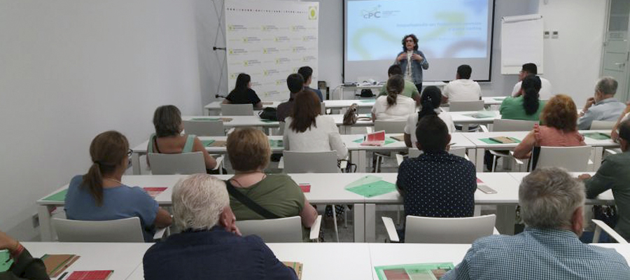 Jóvenes agricultores onubenses conocen las últimas novedades en riego de precisión