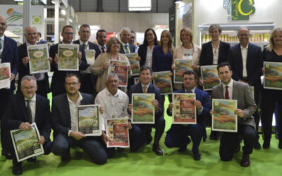 Las cooperativas hortofrutícolas, con el apoyo de la federación provincial, siguen afianzando sus exportaciones en Fruit Attraction, comprometidas con el futuro de sus 6.000 agricultores