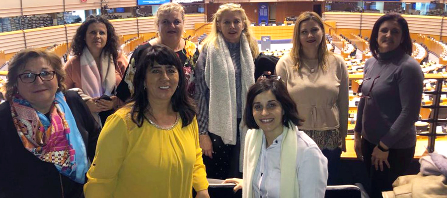 Cooperativistas andaluzas debaten sobre las problemáticas del sector agrario y del éxodo rural en el Parlamento Europeo