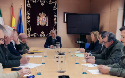 Agricultores y ganaderos defienden su papel como garantes del bienestar de la sociedad ante el subdelegado del Gobierno en Cádiz