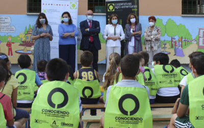 Cooperativas Agro-alimentarias y la Consejería de Empleo presentan ‘Conociendo el sector agrario andaluz y sus cooperativas’ en el CEIP Consolación de Dos Hermanas