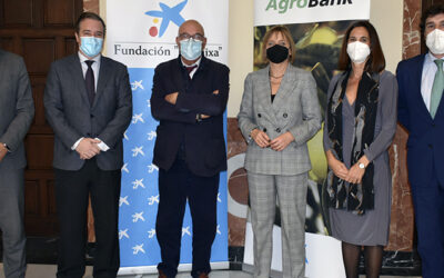 Cooperativas Agro-alimentarias de Andalucía, la Fundación “la Caixa” y CaixaBank reafirman su compromiso por impulsar la pluralidad del modelo cooperativo andaluz