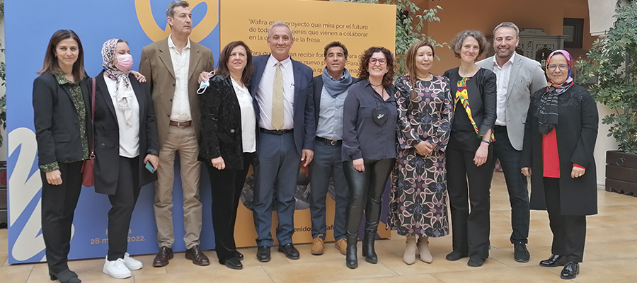 Cooperativas Agro-alimentarias de Andalucía formará a 250 temporeras de Marruecos en el marco del proyecto Wafira