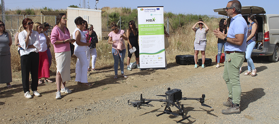 Mujeres cooperativistas impulsan la digitalización de sus explotaciones junto a Andalucía Agrotech DIH
