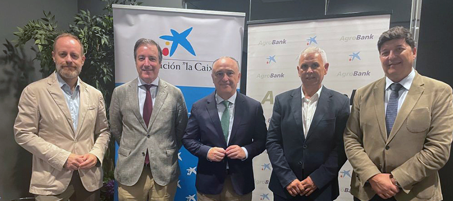 Cooperativas Agro-alimentarias de Andalucía y la Fundación “la Caixa” se alían para reforzar el conocimiento y la competitividad del modelo cooperativo