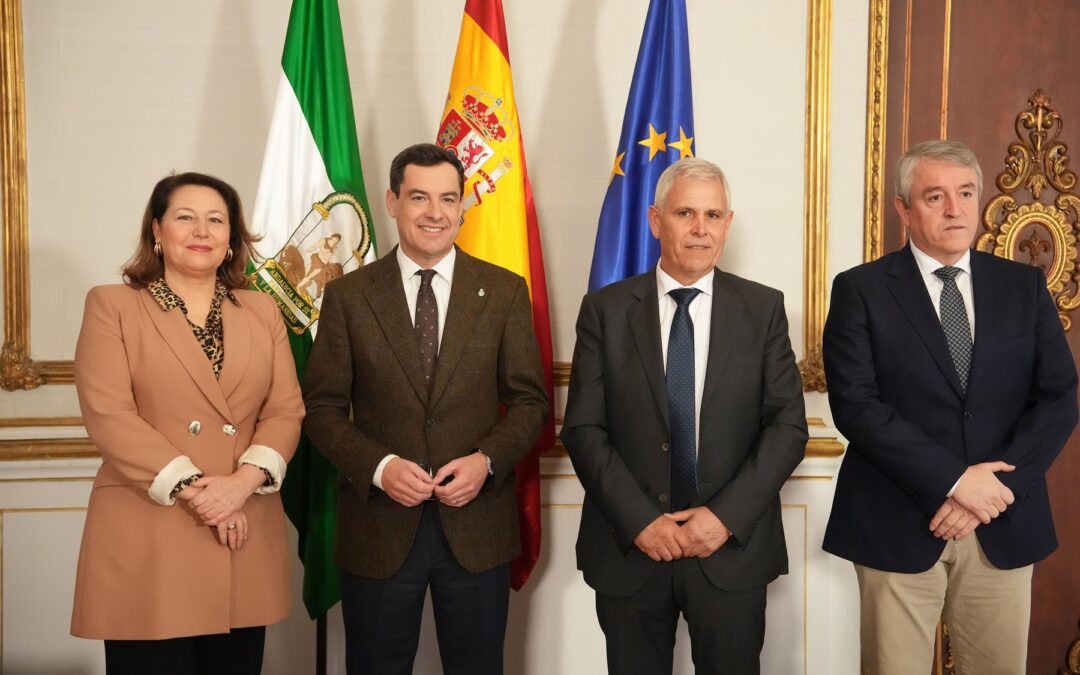 El presidente de Cooperativas Agro-alimentarias de Andalucía se reúne con el presidente de la Junta de Andalucía